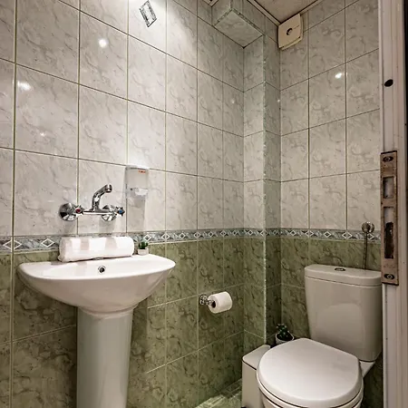 Next To Sea Garden Suitable For 4 Persons Apartamento Varna