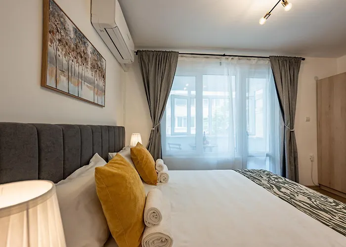 Next To Sea Garden Suitable For 4 Persons Lägenhet Varna