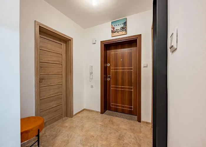 Next To Sea Garden Suitable For 4 Persons * Varna