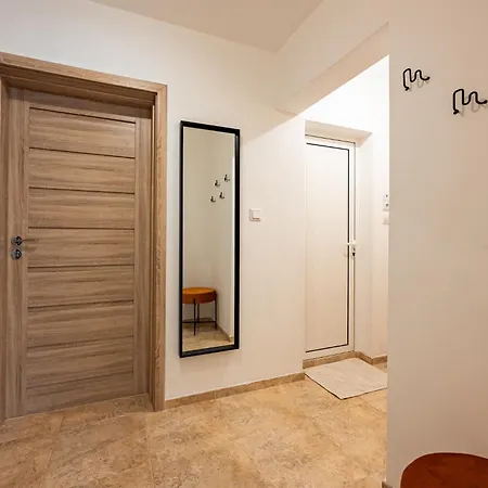 Apartament Next To Sea Garden Suitable For 4 Persons